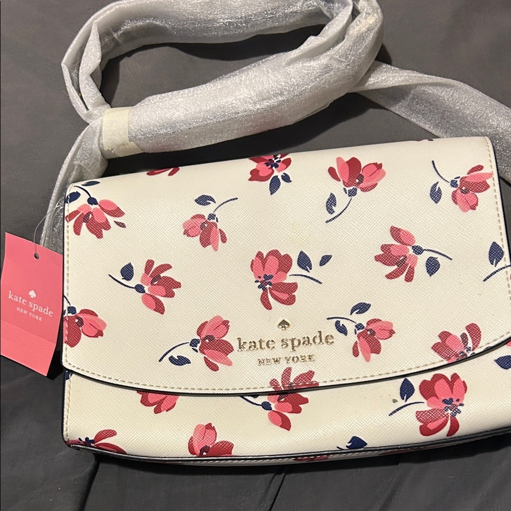 Kate Spade Cream and Pink Floral Crossbody Bag Carson tea garden